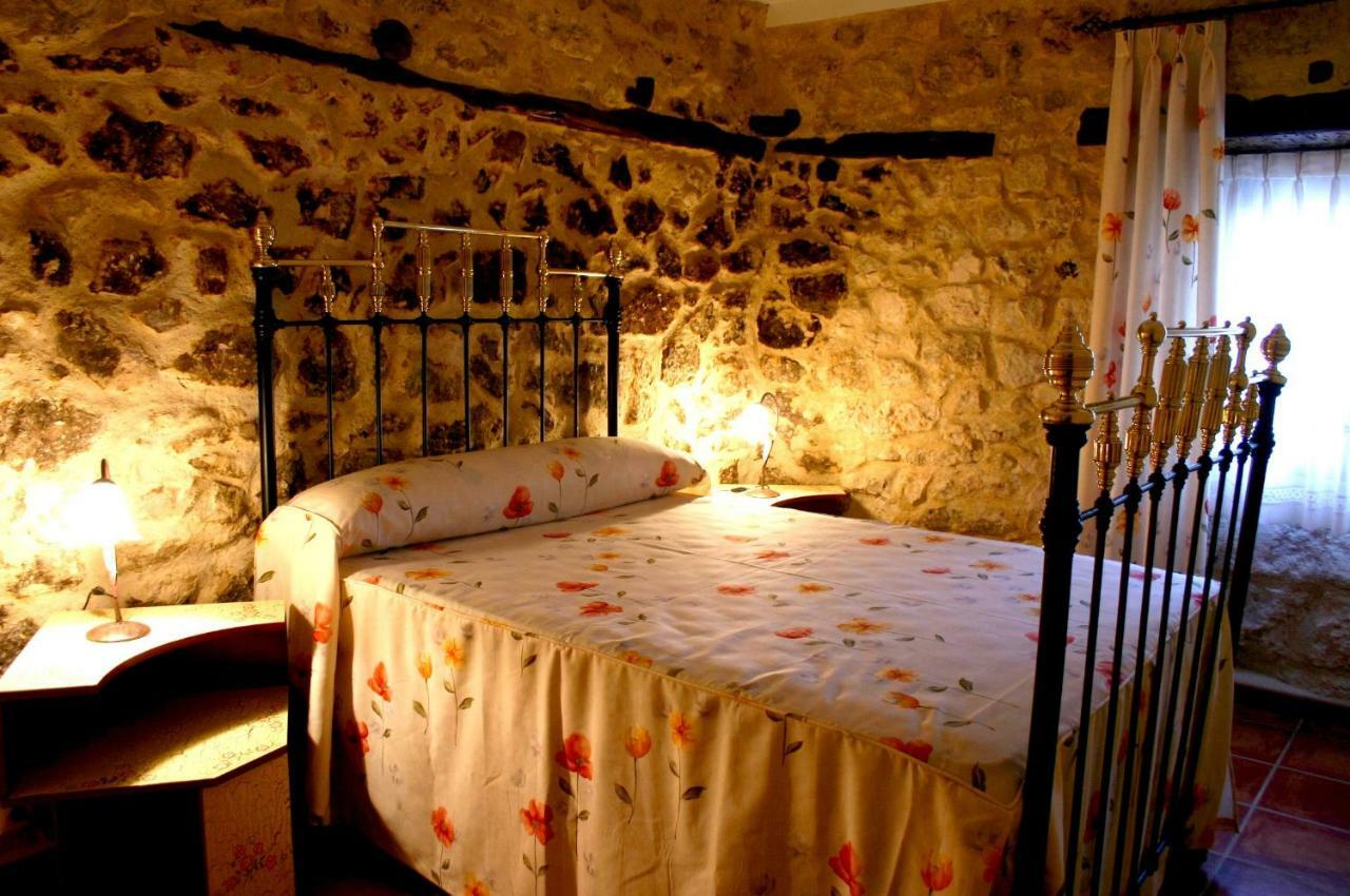 Burgo Casa Rural Valle Esgueva מראה חיצוני תמונה